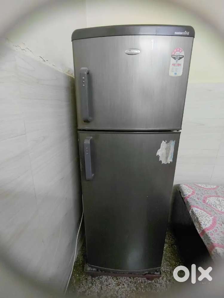 Whirlpool refrigerator 250 ltr