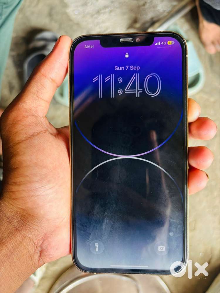 Iphone  12pro maxxx
