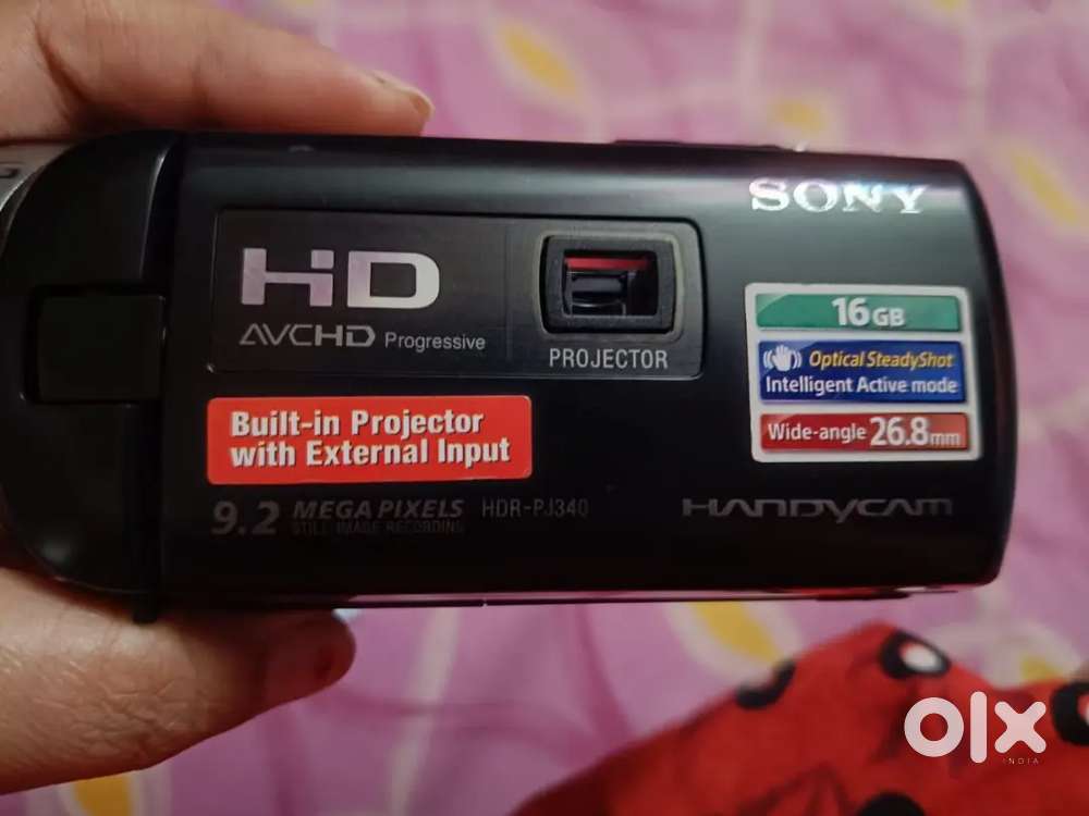 Urgent sony Handycam on sell