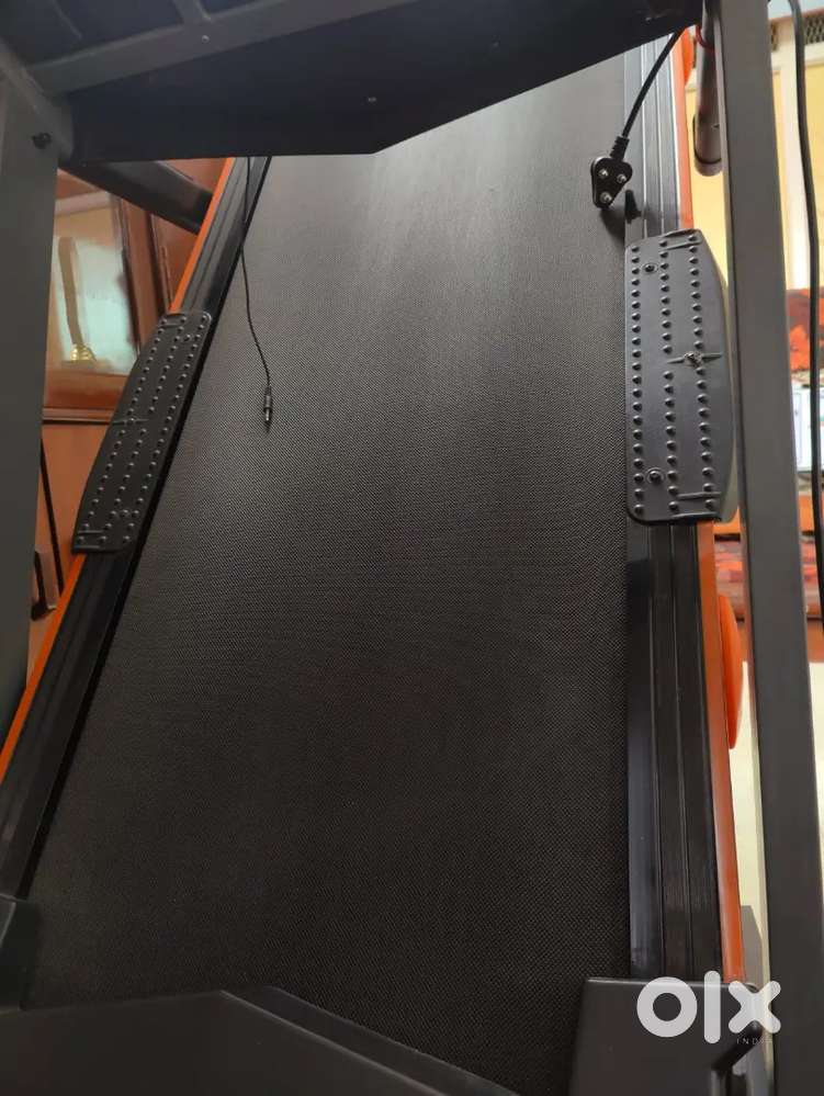 Electronic Trademill