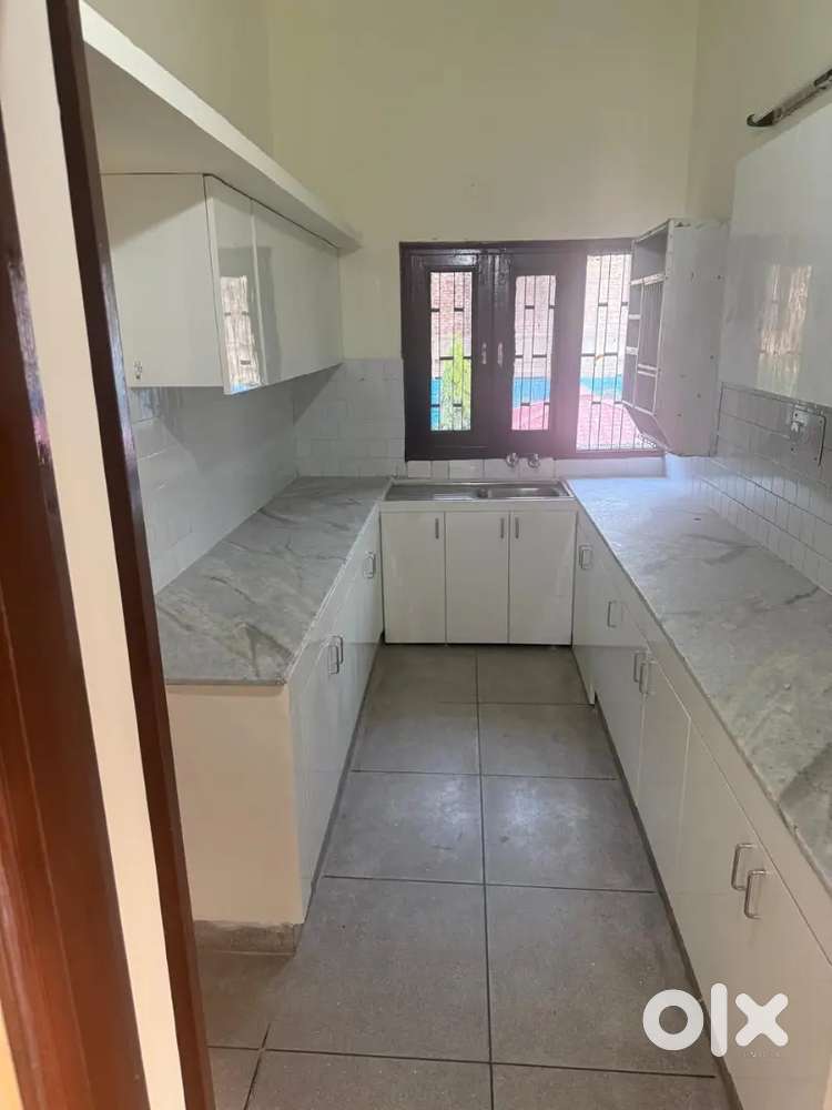 2 ROOM SET FOR RENT