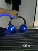 Headphone for gaming and hearing song