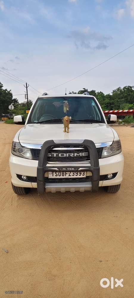 Tata Safari Storme VX, 2018, Diesel