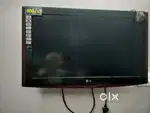 LG LCD tv with crome cast