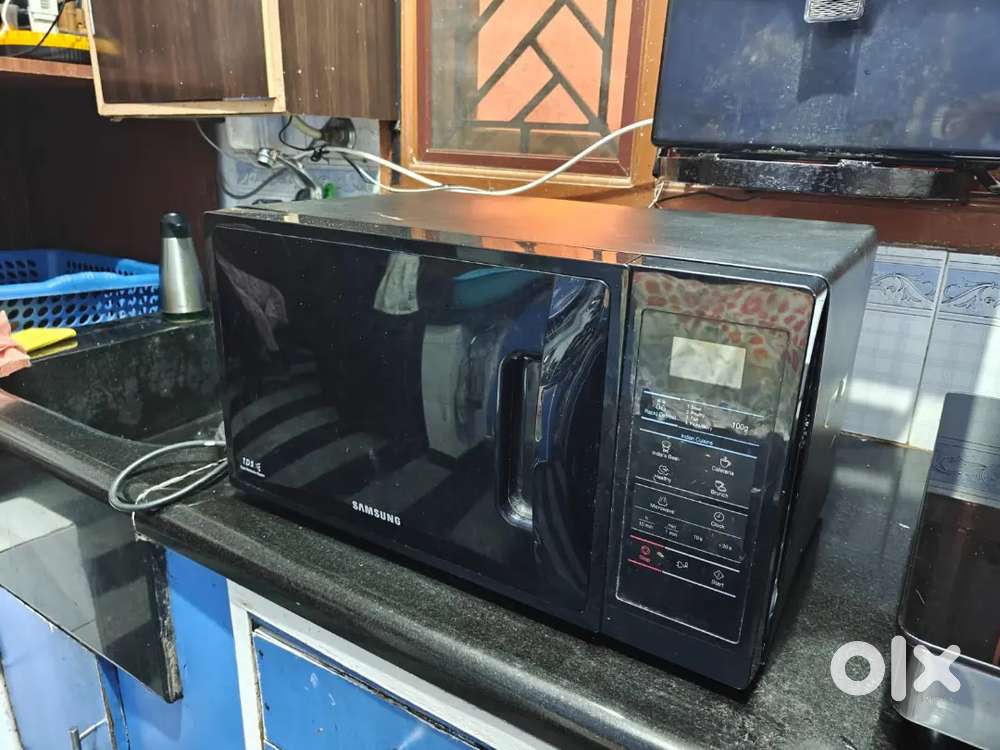 Samsung Convection Microwave – Fully Functional- Urgent Sale