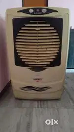 Air cooler with iron stand