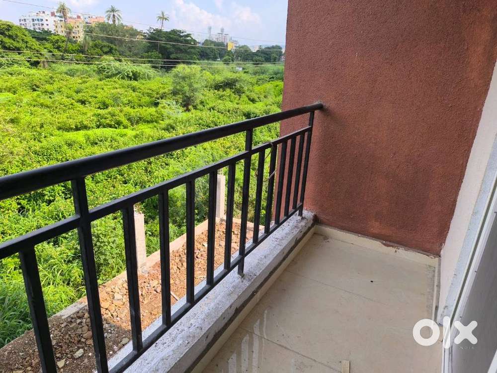in hadpasar brand new ready to move flat available