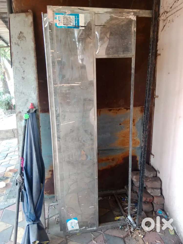 Steel table
