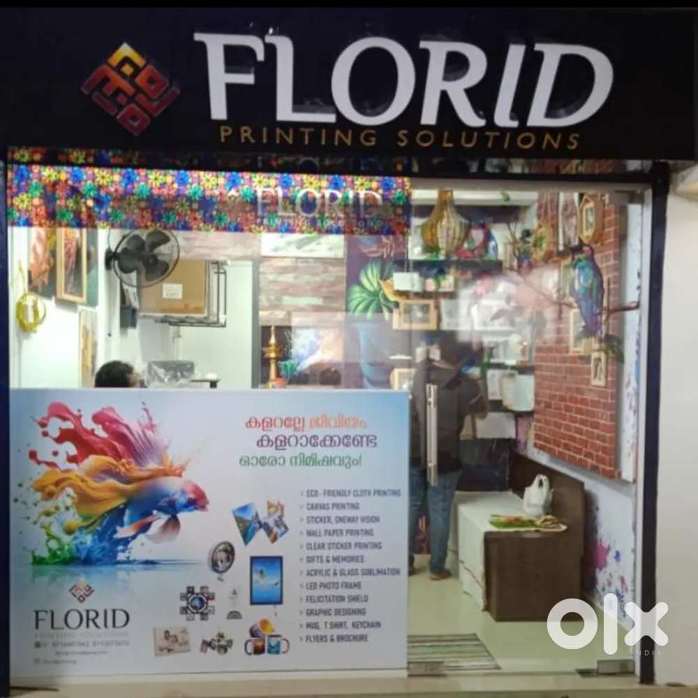 Wanted lady graphic designer