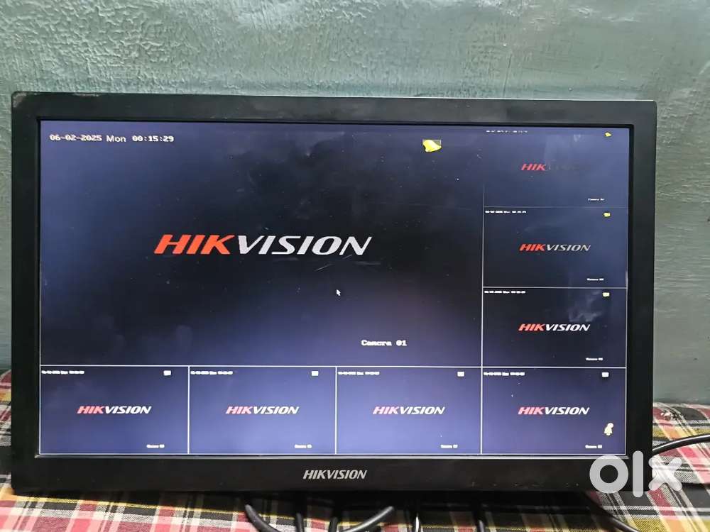 HIKVISION monitor