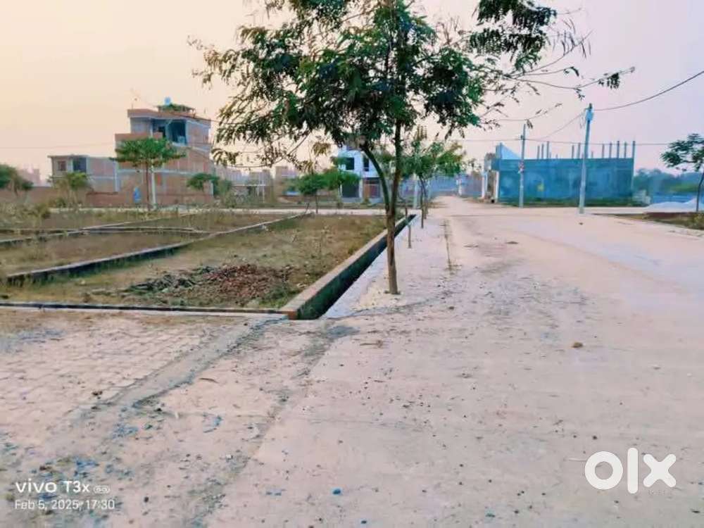 बहुत प्राइम लोकेशन पर प्लांट ले लखनऊ में बुल्डोजर से मुक्त घर बनवारहने