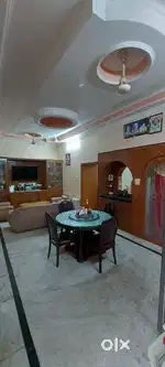 Dining Table Set ️   6-Seater Dining Table with sturdy wooden base