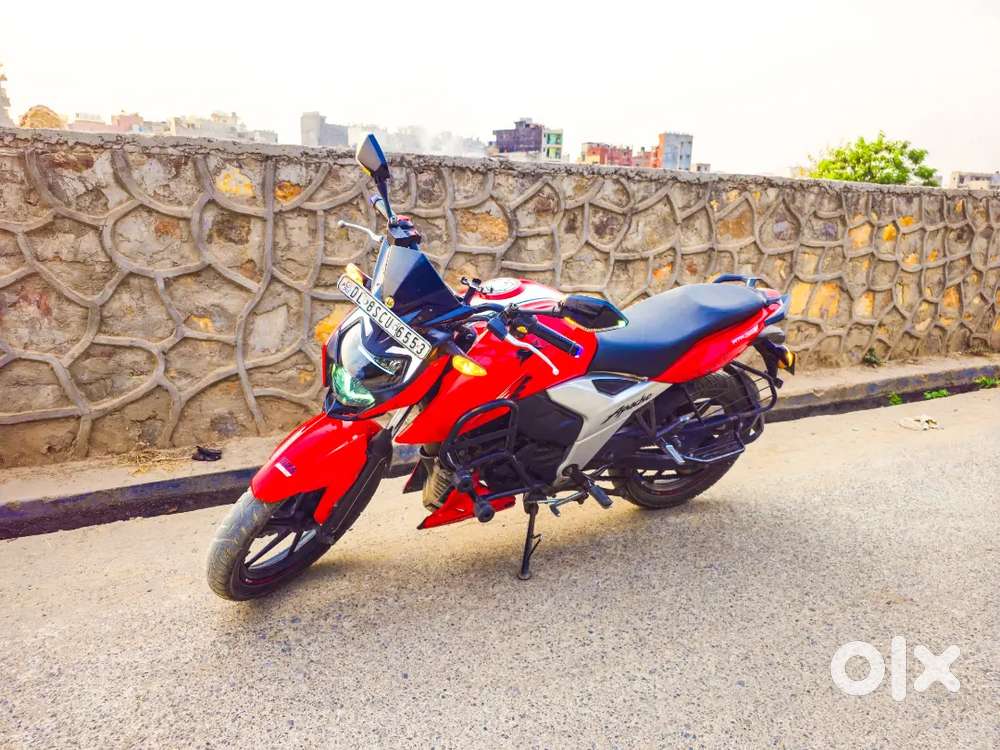 Apache RTR 160 4v