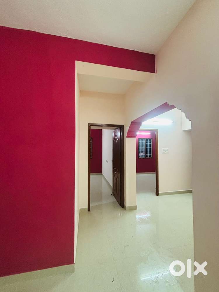 I am owner - LEASE 2BHK FLAT IN ALWARTHIRUNAGAR IMMEDIATE POSSESSION