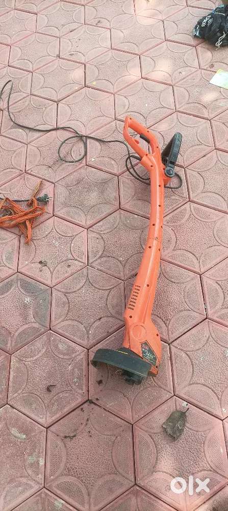 Grass trimmer electric