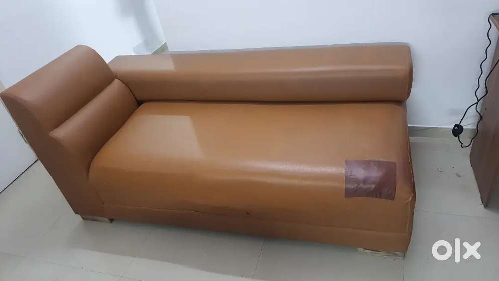 SOFA CUM COUCH