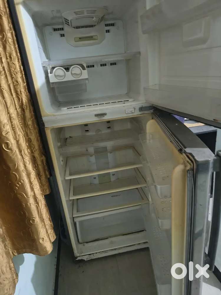 Double door fridge