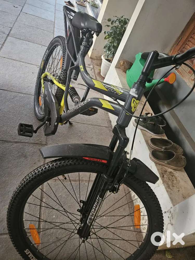 4 months old hercules cycle