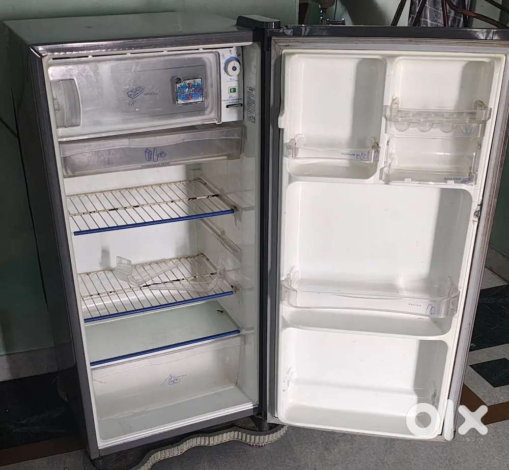 Whirlpool 180 L fridge