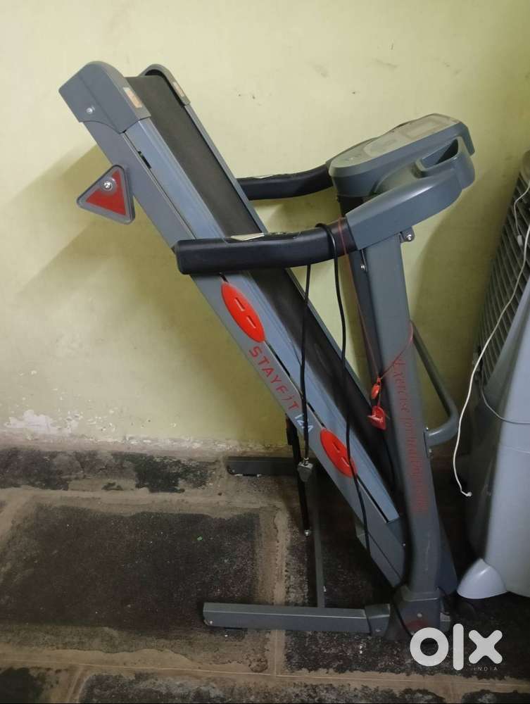 EXCELLENT TREADMILL! IN GOOD CONDITION... DON'T MISS IT!