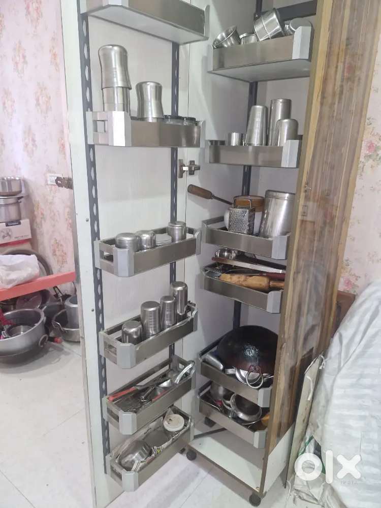 KITCHEN APPLIANCES