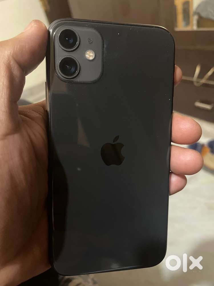 I phone 11 64 GB for sale in mint condition