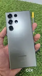 S23 ultra fresh conditions   with bill box charger