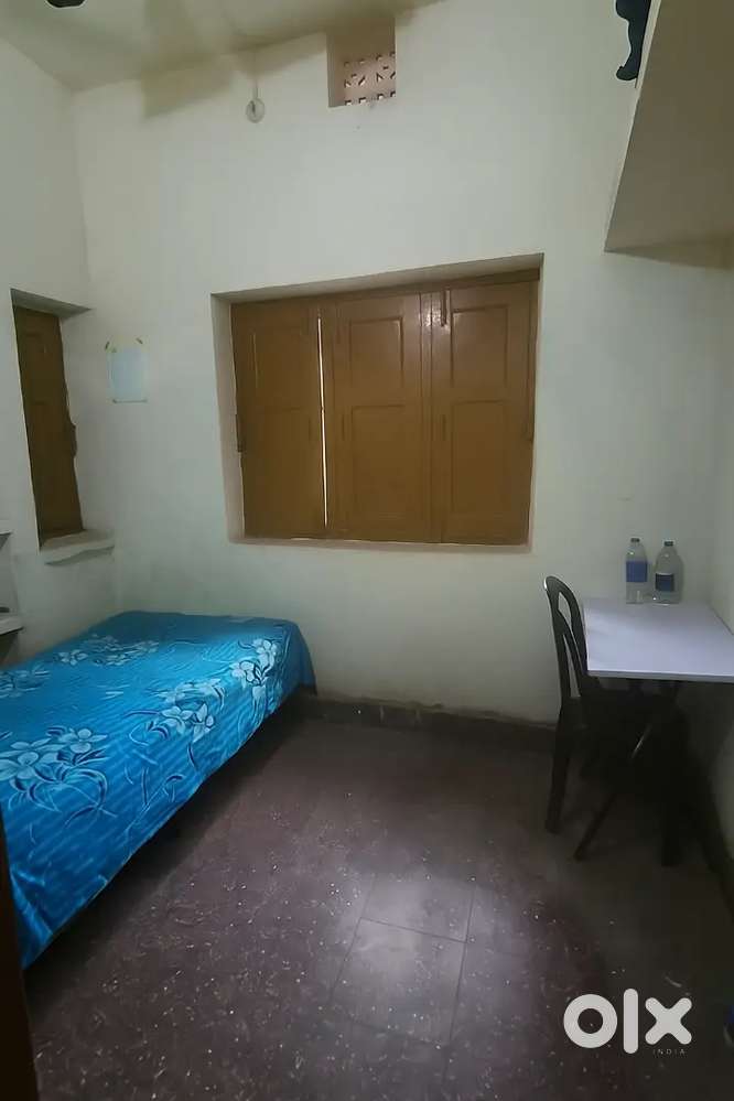 Urgent need of 1boy for 1single room ,tiffin/mess preffered student