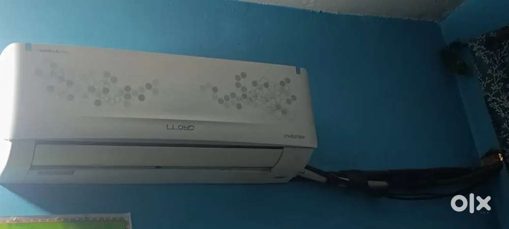 Well-Maintained 1.5 Ton Split AC for Sale – Only Gas Refill Needed