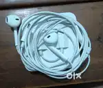 Iphone earpod with lightning connector...iphone 12,13,14 users