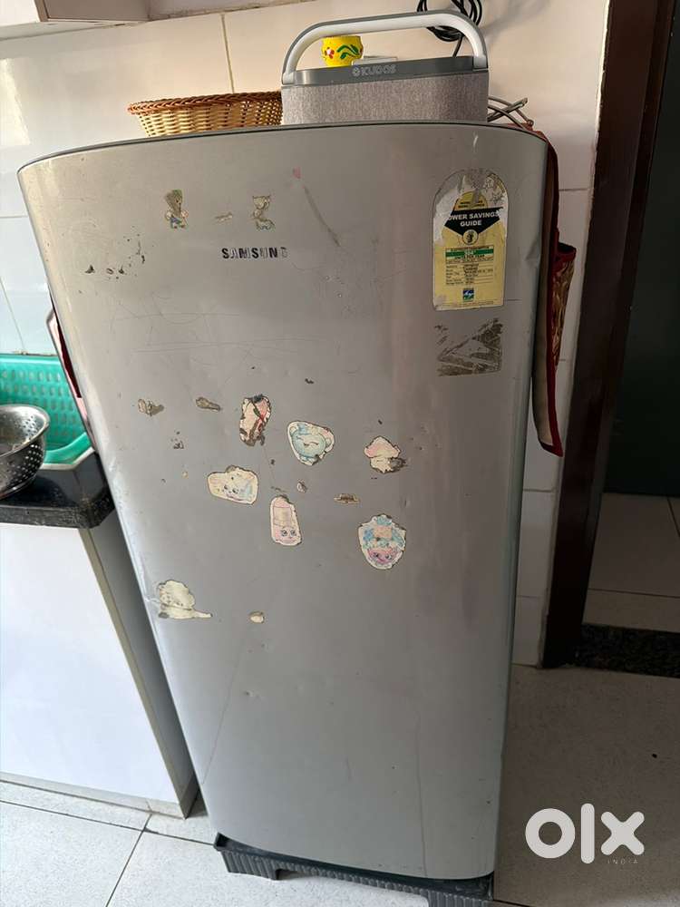 Samsung 183litres fridge in good condition good s