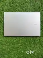 Asus Vivobook 14 in mint condition