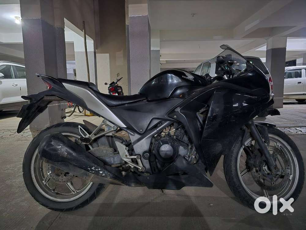 Honda CBR 250R 2011