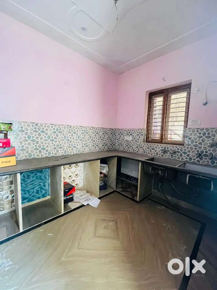1Room Set किराये पर खाली है Ballabhgarh Sector-64-65 में सम्पर्क करें
