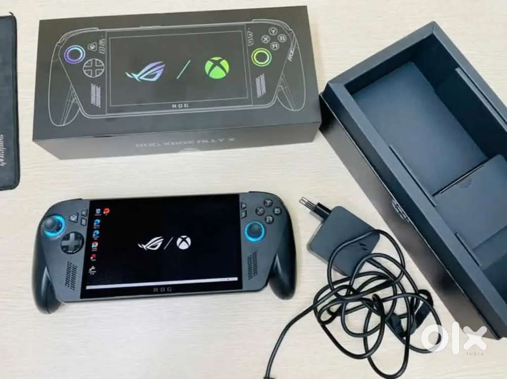 ROG Xbox Ally X (2025) Gaming Handheld PC
