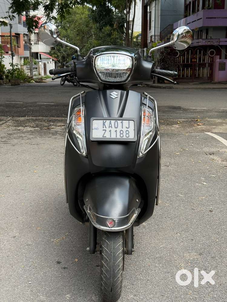 SUZUKI ACCESS 125 TOP OF THE SPEC MODEL