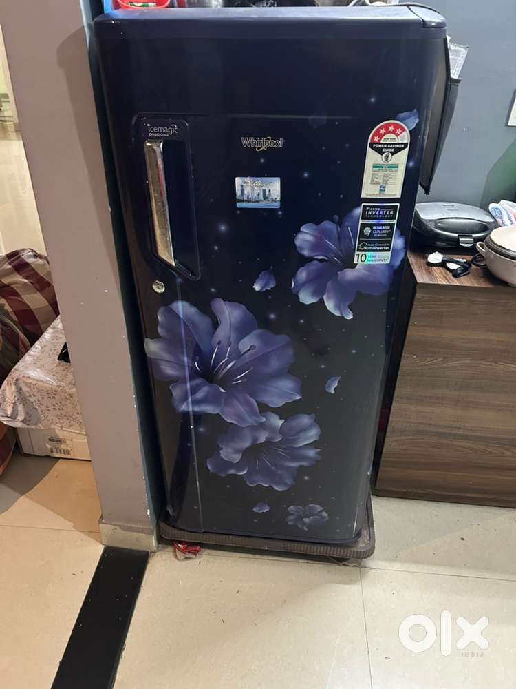 Working 182 litre wirpool fridge