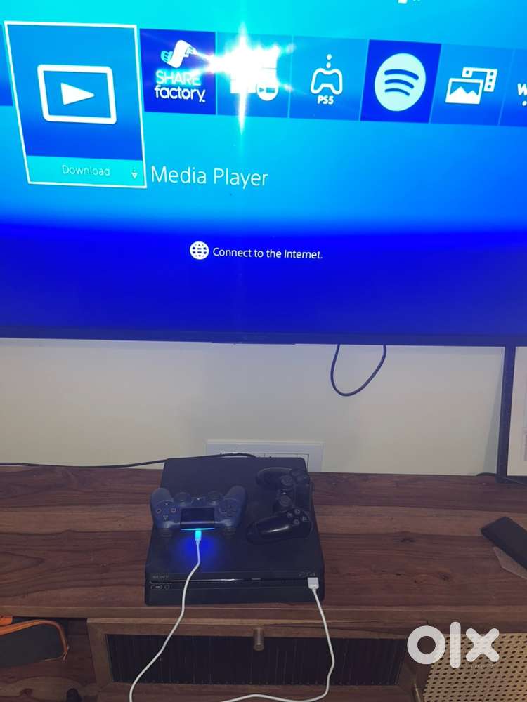 PS4 500GB Mint condition