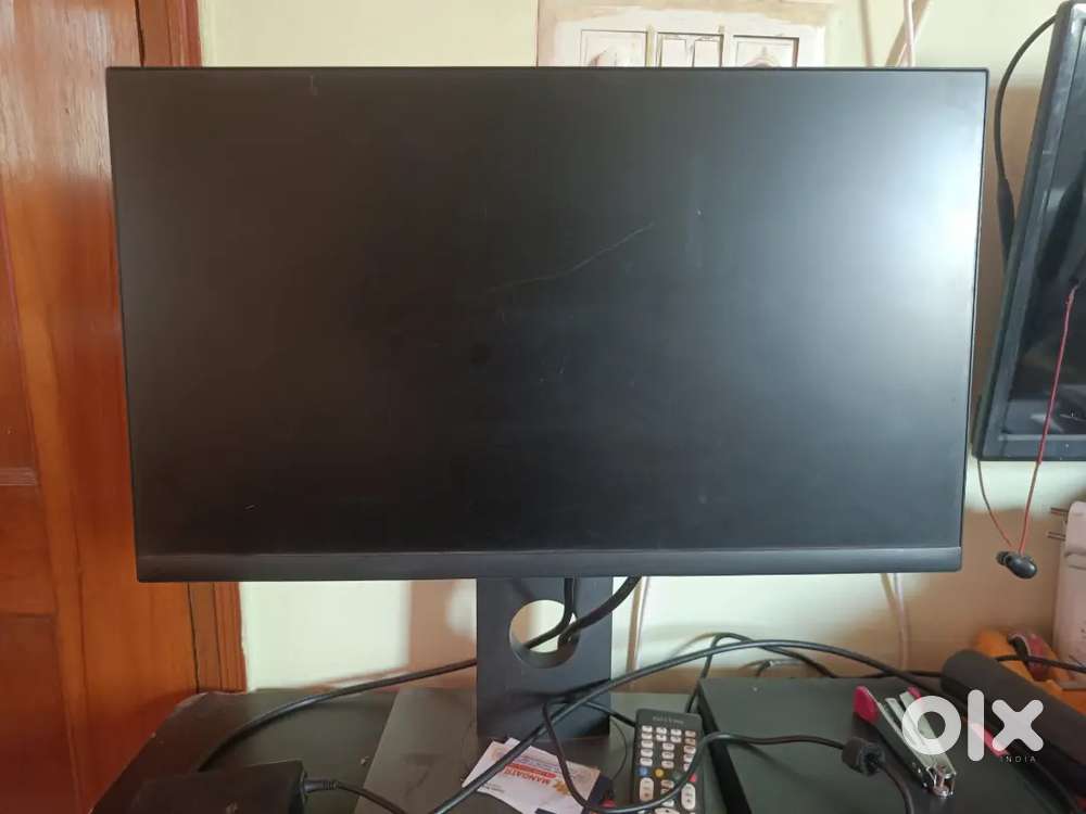 Dell  Monitor Prof.  21 inch IPS Display