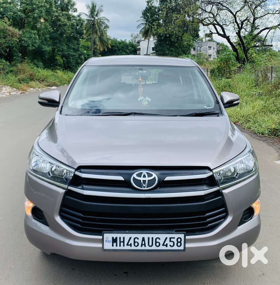 Toyota Innova Crysta G 8 STR, 2016, Diesel