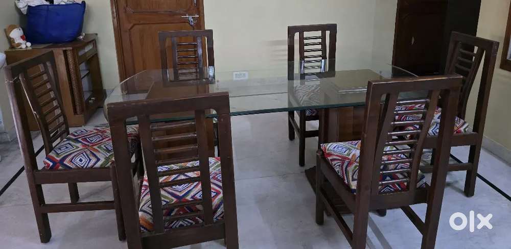 Dinning table