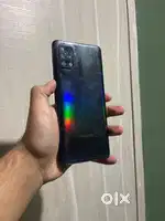 Samsung A71 8/128 Deal Line on the display