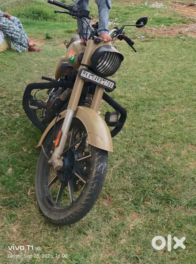 ROYAL Enfield Classic 350