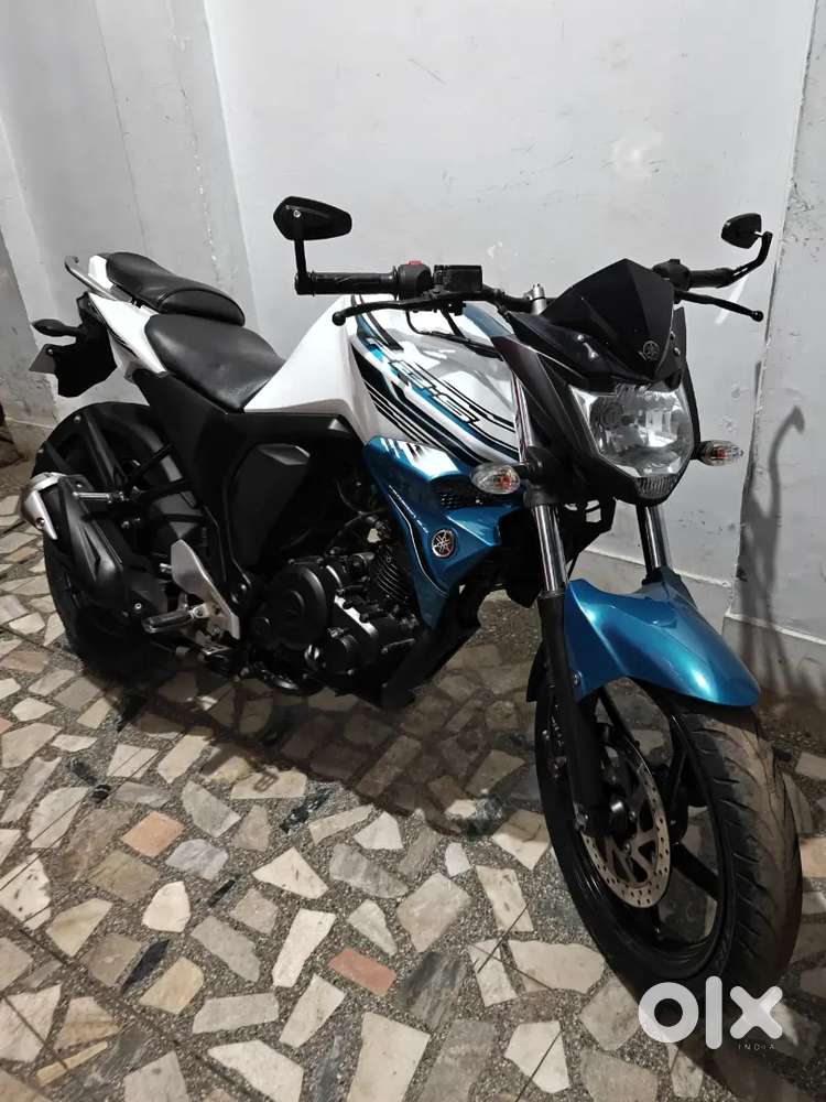 YAMAHA FZS v2 Fabulous condition