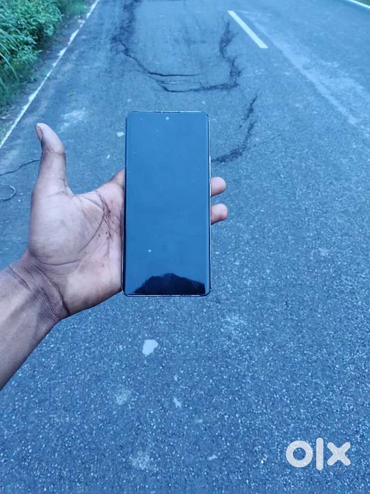 Realme 10 pro plus 5G A1, condition 8/128 3d cover display
