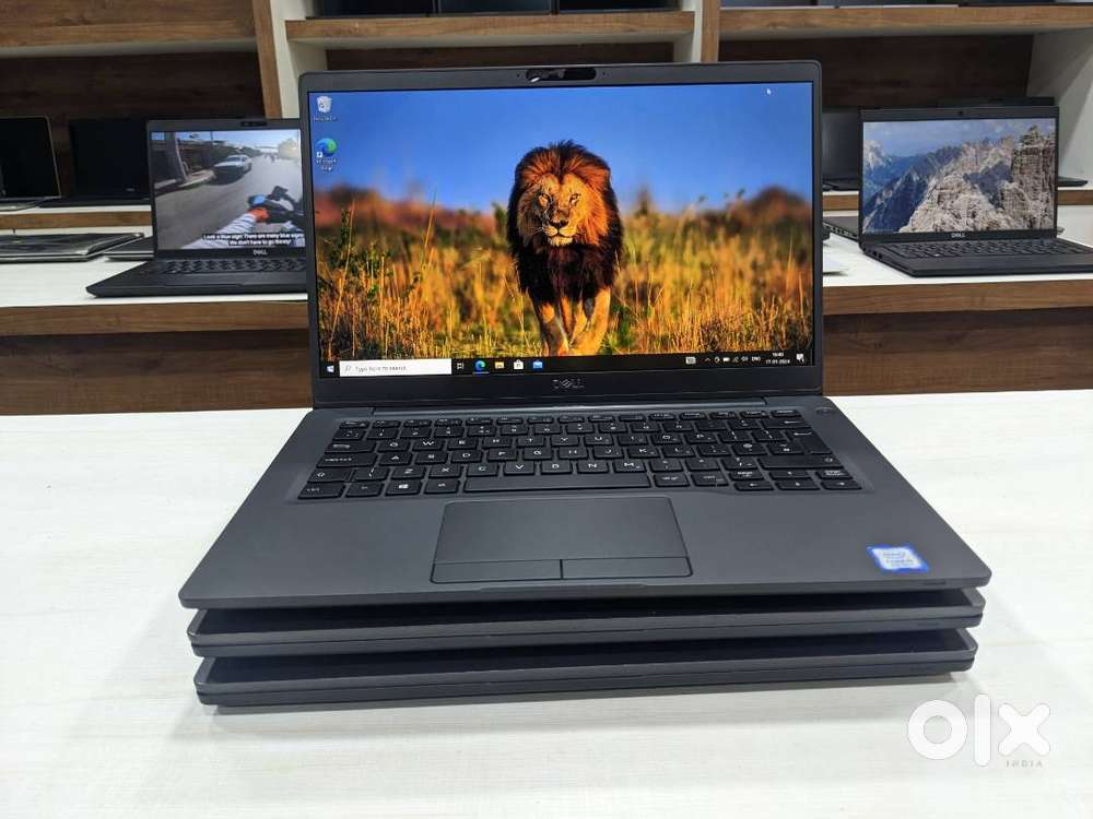 5300 dell Laptop  8GB RAM  256GB SSD  13FHD With Budget Friendly