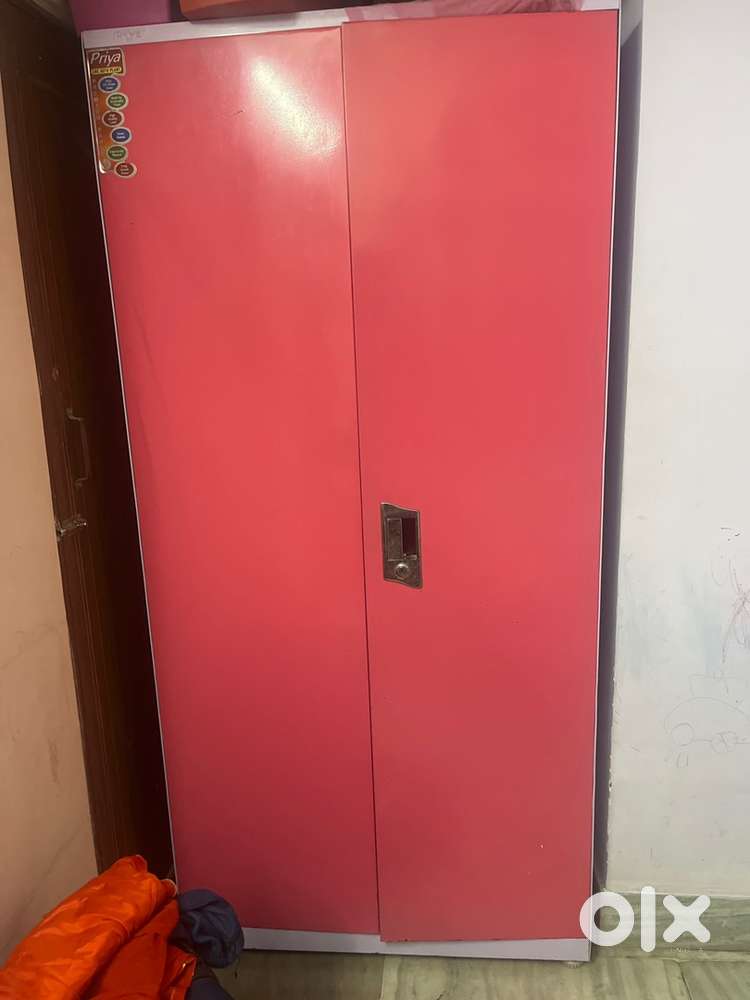 Steel Almirah