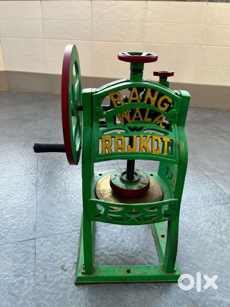 Manual Gola Making Machine – Like New – ₹3500 – Ahmedabad
