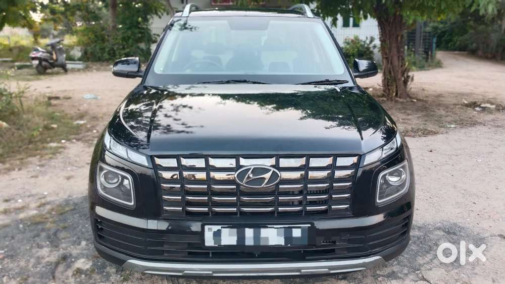 Hyundai Venue SX MT, 2023, Diesel