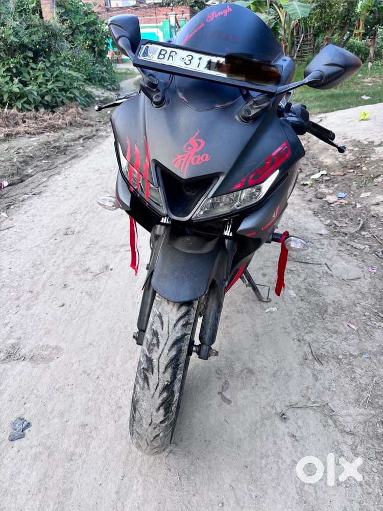 Racer bike Yamaha r15